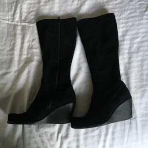 Aerosoles black suede wedge boots 6.5